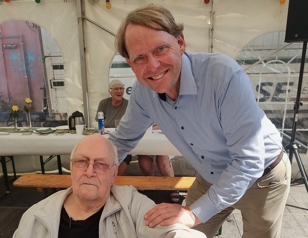 Bürgermeister Jacobi mit Hr.Van Hamern